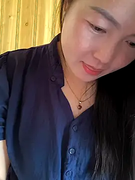 Sweetlove 77 online show from 10/18/25, 02:14