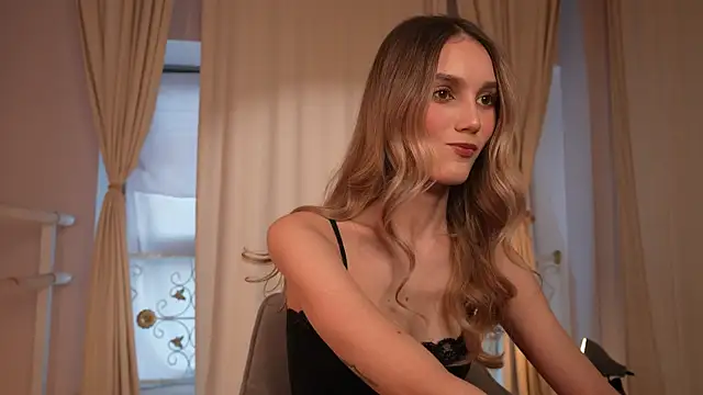 Snapshot of aurora_nude chatting on 11/14/25, 07:18 aurora nude online show from 11/14/25, 07:18