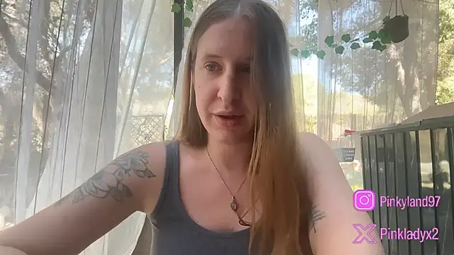 Pinkyladyxxx online show from 05/19/26, 09:59