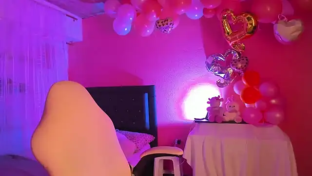 ivy roosx online show from 02/04/25, 03:15