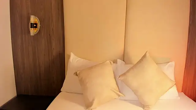 nicky peyton online show from 02/25/26, 02:54