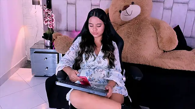 Marilyn-Cooper online show from 12/11/24, 08:15