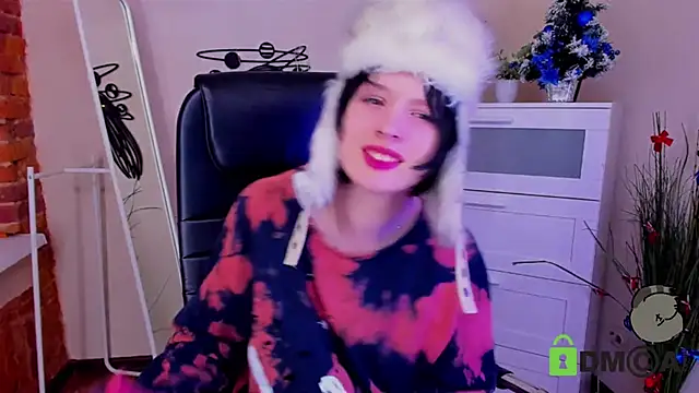 Alina Mills online show from 12/30/24, 01:36