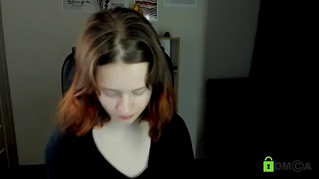 Alina Mills online show from 12/04/25, 10:02