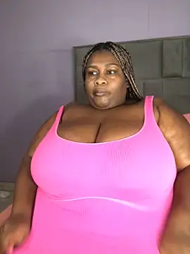 Snapshot of bustytitsxxx chatting on 10/08/25, 03:59 bustytitsxxx online show from 10/08/25, 03:59