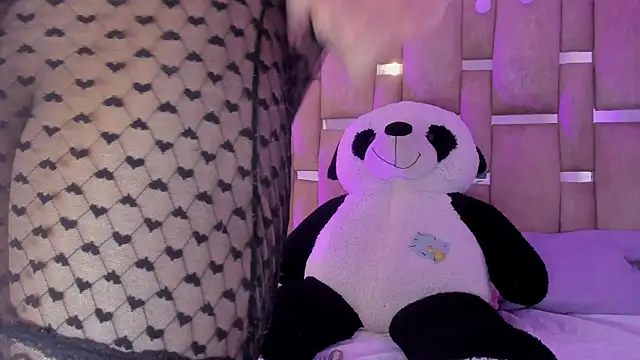 Black Rose2 online show from 12/17/25, 11:27