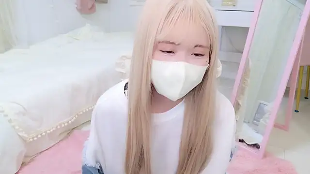 Sayuringo  online show from 03/11/25, 02:29