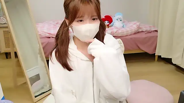 Sayuringo  online show from 07/11/26, 12:08