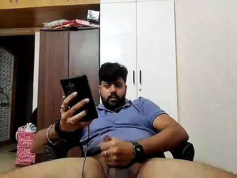 Hornie small Dick01 online show from 02/05/25, 01:54