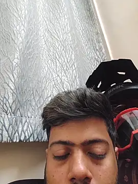 Hornie small Dick01 online show from 02/15/26, 05:20