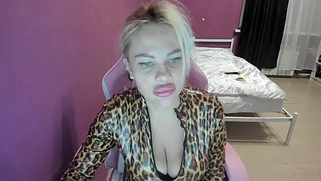 Lika8234 online show from 09/19/25, 09:59