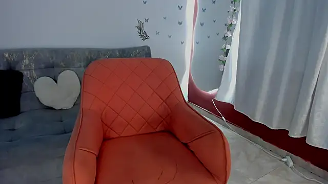 melody cute10 online show from 10/13/25, 02:39