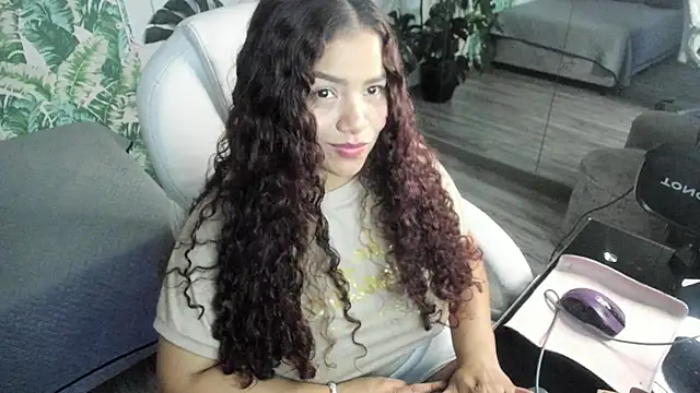 loly marce online show from 12/03/25, 09:57