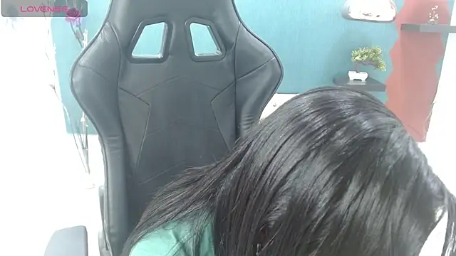 Melikasweetz online show from 02/12/25, 05:48