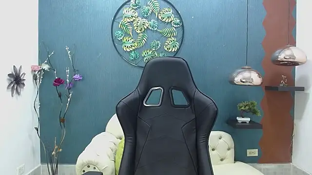 Melikasweetz online show from 03/21/25, 05:45