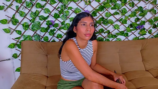 Snapshot of taty_miller chatting on 02/11/26, 07:19 taty miller online show from 02/11/26, 07:19