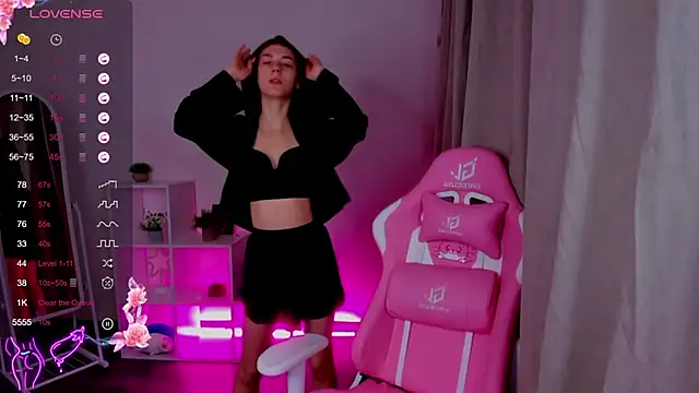 toooyour online show from 12/13/24, 01:04