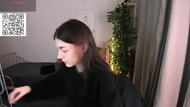 toooyour online show from 11/07/25, 10:10