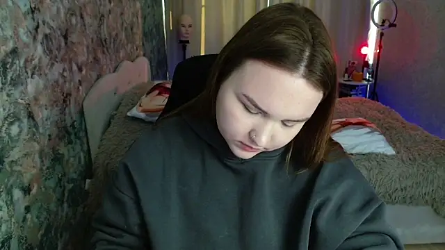 Jenny Fox online show from 11/06/25, 08:48