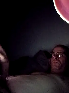 Snapshot of crazycam619 chatting on 11/10/25, 04:33 crazycam619 online show from 11/10/25, 04:33