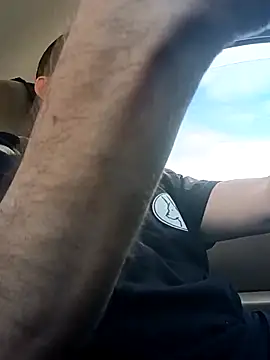 Snapshot of crazycam619 chatting on 11/13/25, 11:36 crazycam619 online show from 11/13/25, 11:36