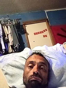 C8L3U online show from 04/24/26, 03:09