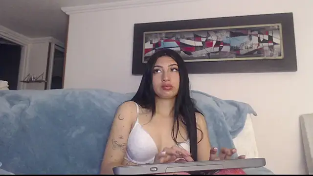 Nicolette ks  online show from 09/19/25, 04:58