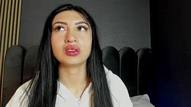 Nicolette ks  online show from 04/02/26, 04:21