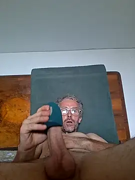 Snapshot of dedalus84 chatting on 06/14/26, 03:58 dedalus84 online show from 06/14/26, 03:58