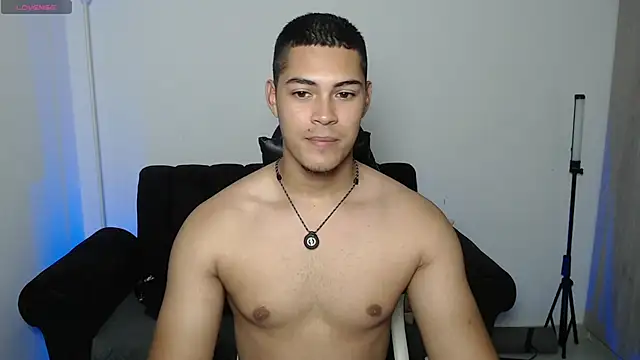 Snapshot of Iamdylan777 chatting on 07/05/26, 11:56 Iamdylan777 online show from 07/05/26, 11:56