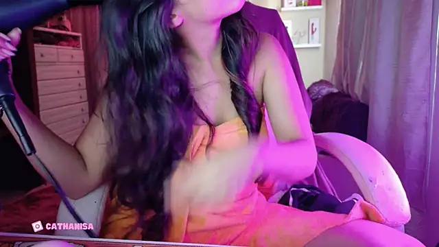 AllisonCatUwU online show from 10/25/25, 04:35