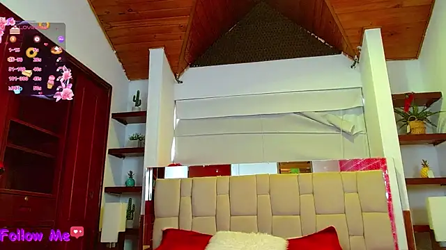 scarlleth  online show from 03/03/25, 03:31