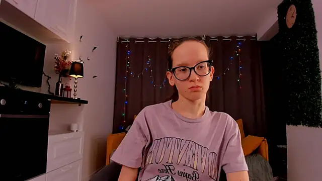 BettyBrowni online show from 02/03/25, 10:21