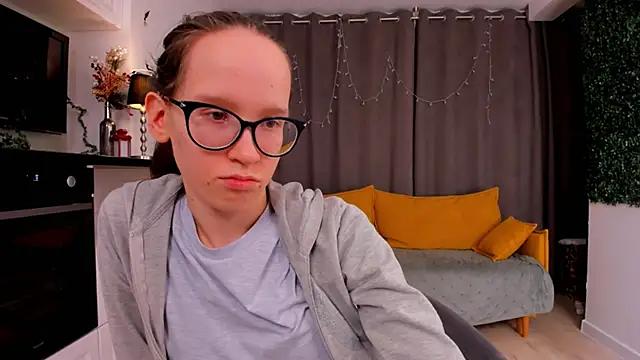 BettyBrowni online show from 02/09/25, 01:22