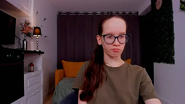 BettyBrowni online show from 03/06/25, 10:15