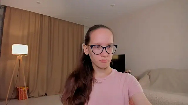 BettyBrowni online show from 10/05/25, 04:05