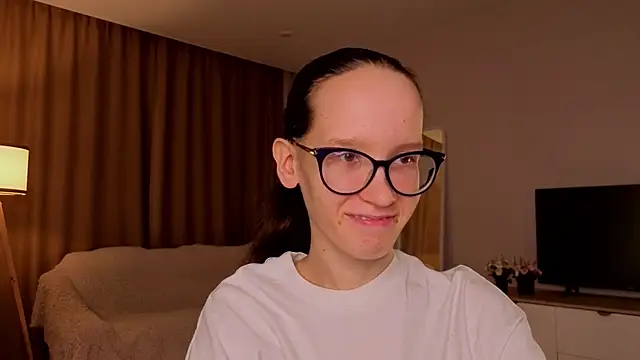 BettyBrowni online show from 04/04/26, 04:15