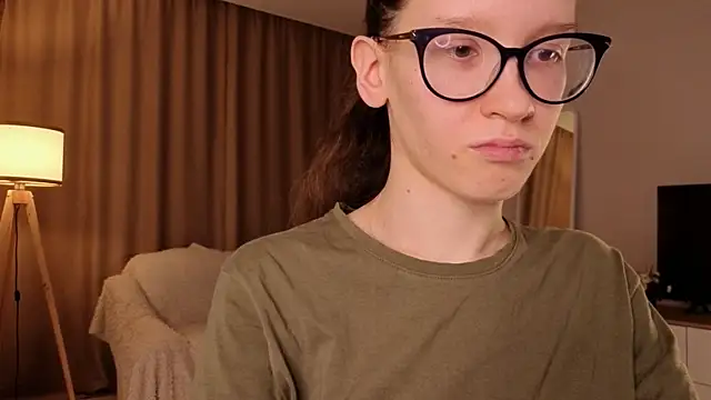 BettyBrowni online show from 04/16/26, 09:39