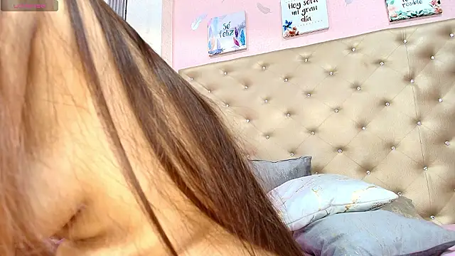 Paola  23 online show from 02/12/26, 03:56