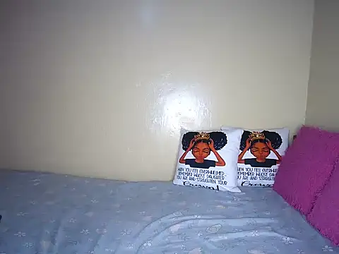 Snapshot of Sparkles_J chatting on 01/22/25, 02:56 Sparkles J online show from 01/22/25, 02:56