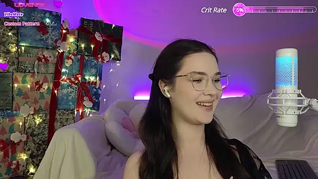 Snapshot of AokiAnna chatting on 03/02/25, 04:39 AokiAnna online show from 03/02/25, 04:39