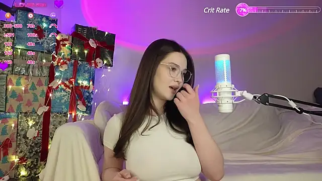 Snapshot of AokiAnna chatting on 03/07/25, 03:51 AokiAnna online show from 03/07/25, 03:51