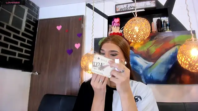 victoria aleia  online show from 03/21/26, 11:19