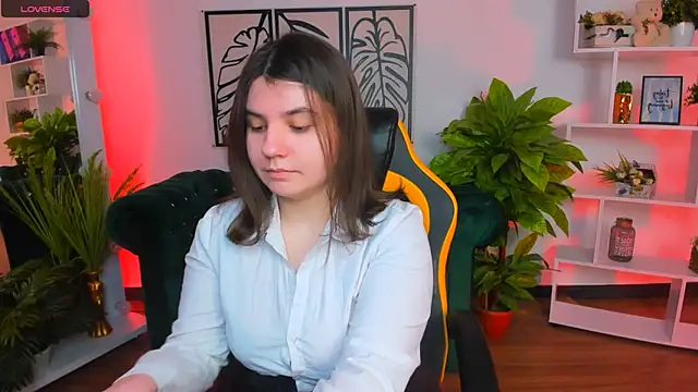 Viola  Shy online show from 03/12/25, 09:03