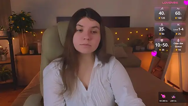 Viola  Shy online show from 04/11/26, 08:02