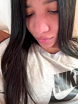 Snapshot of Alissarhys26 chatting on 12/18/25, 02:34 Alissarhys26 online show from 12/18/25, 02:34