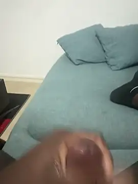 blackbite0 online show from 10/12/25, 06:29