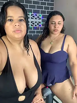 twocurvylatins online show from 02/07/26, 02:15