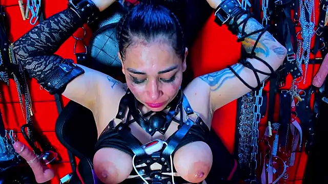 sadistic aradia online show from 01/18/25, 11:43