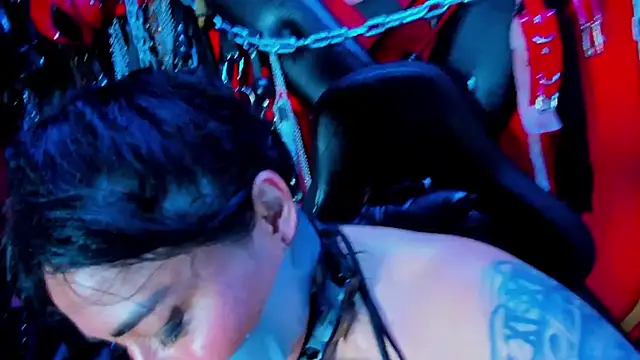 sadistic aradia online show from 01/30/25, 05:09